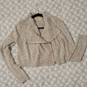 Hollister Crop sweater